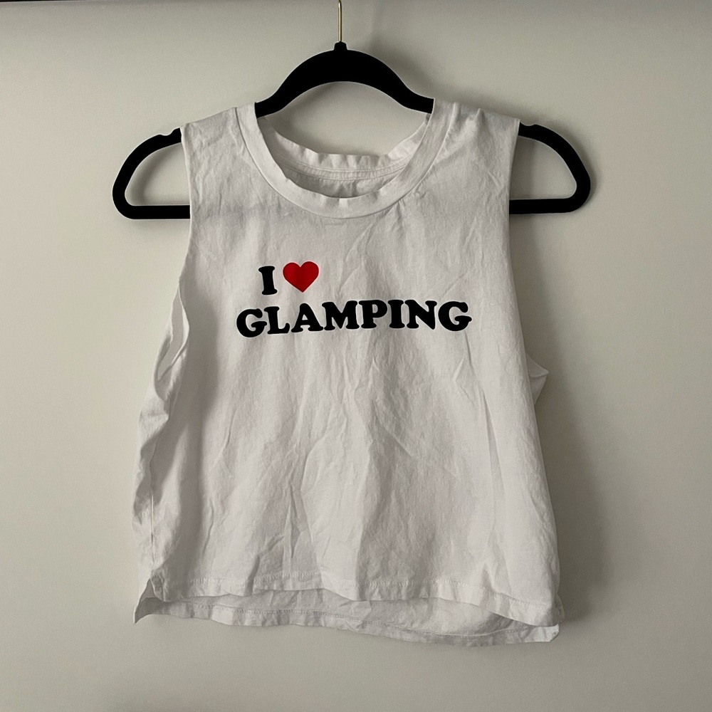 CUTE Crop “I love glamping” shirt ✨🏕✨